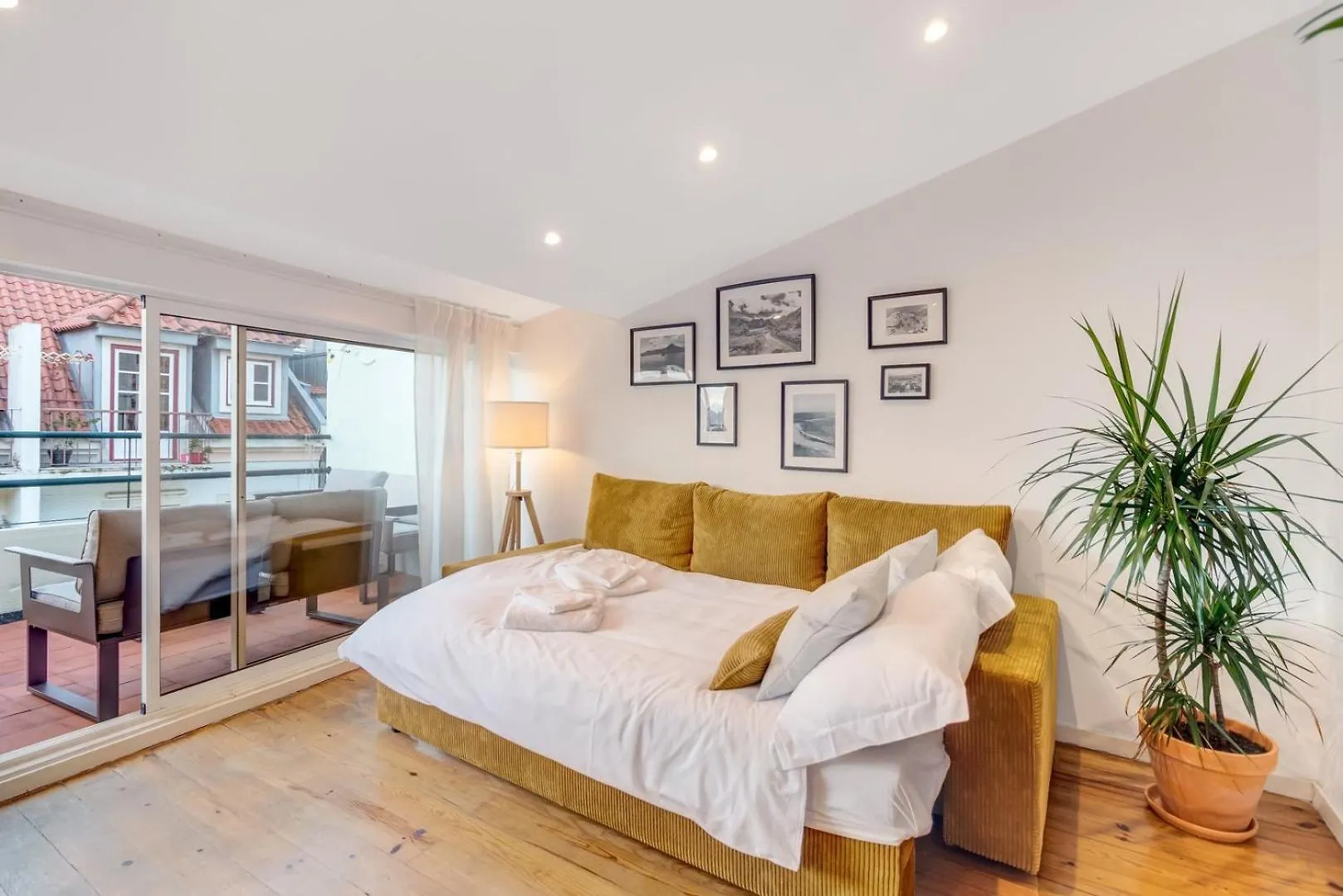 Charming 1Br With Terrace Views Of Bridge | By Airnest Apartment Lisbon 0*,